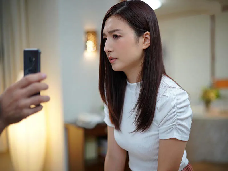 Cô vợ lén lút bị gã chồng bắt quả tang và cái kết jav