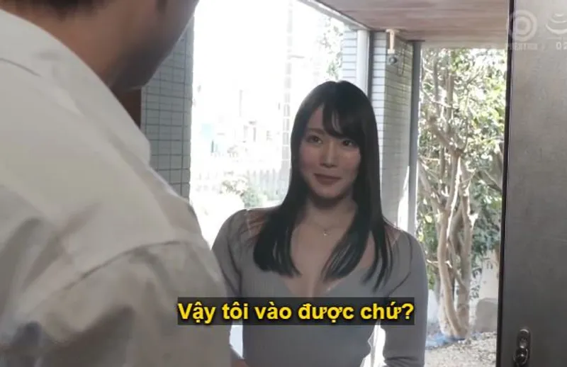 Người anh trai giàu sang bị cô em gái xinh đẹp hàng xóm gần nhà trẻ, vừa có chồng mới dọn về, ve vãn dụ dỗ quan hệ.